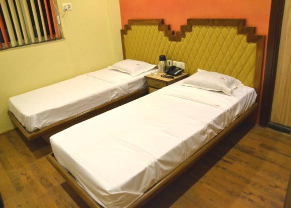 Rock Star Hotel Kolkata